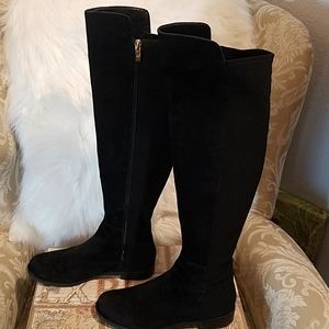 Marc Fisher black sued boots